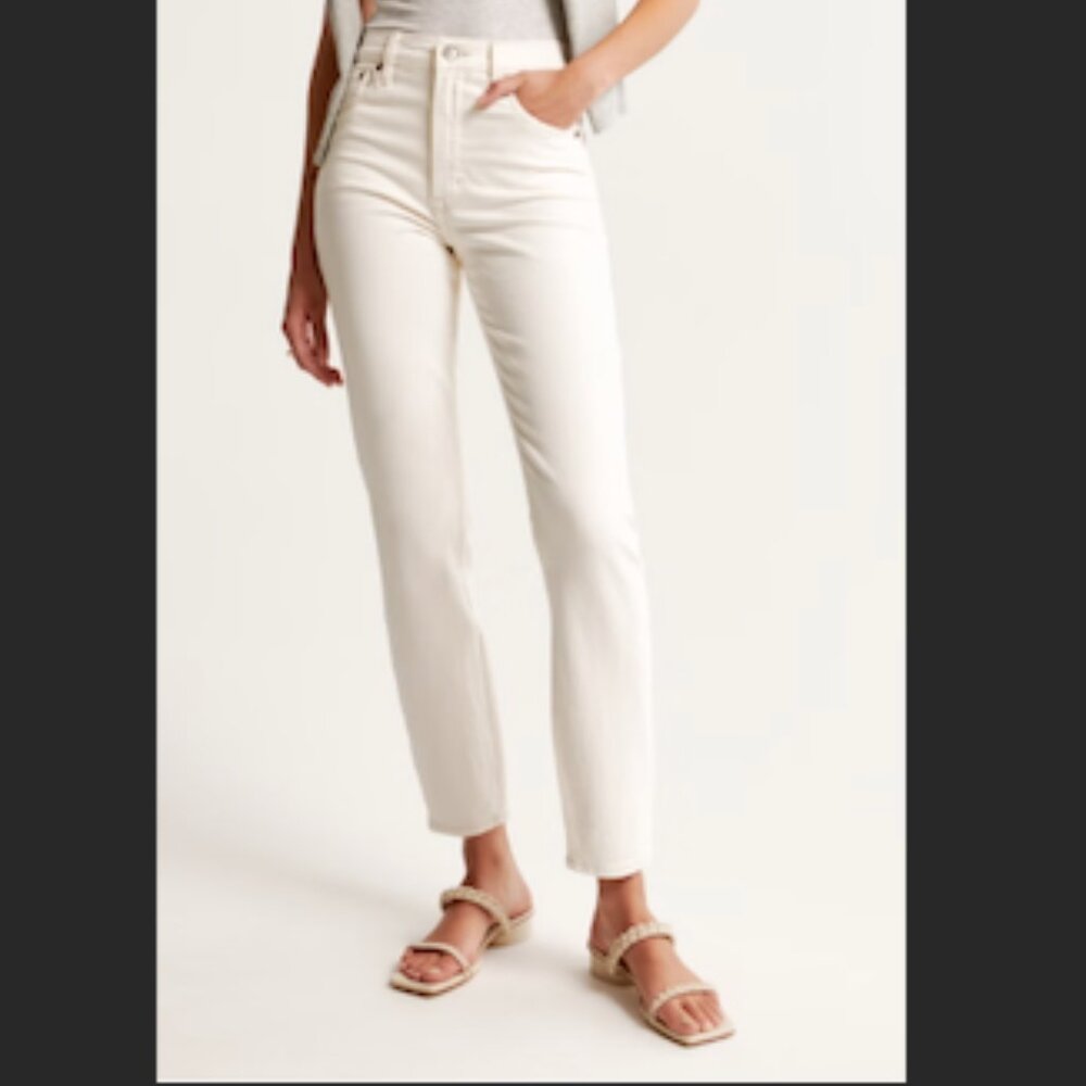 A&F Mom Jeans Ecru